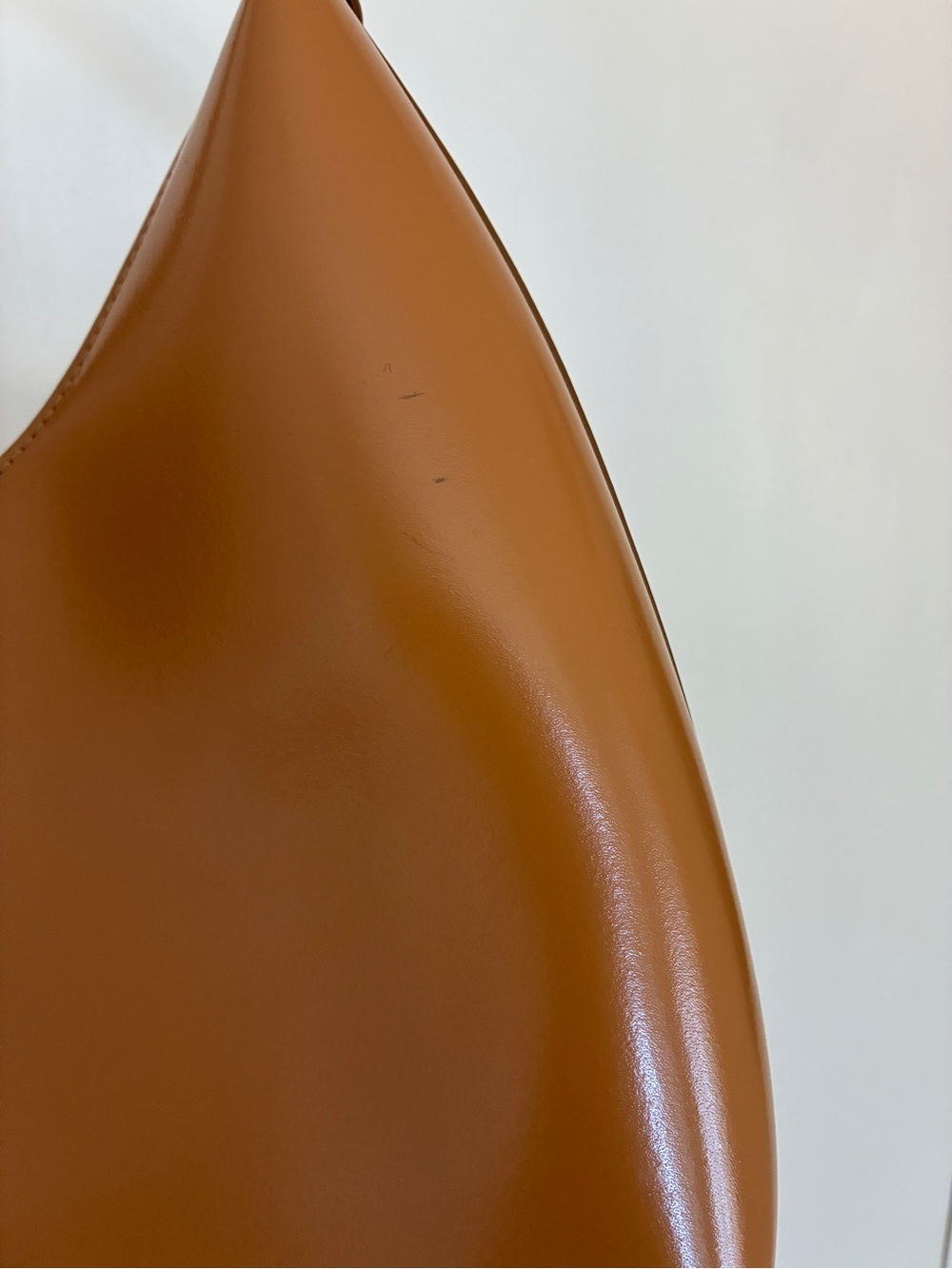 Mansur Gavriel Candy Shoulder Bag in Caramel (2021 edition) - Picture 11 of 11